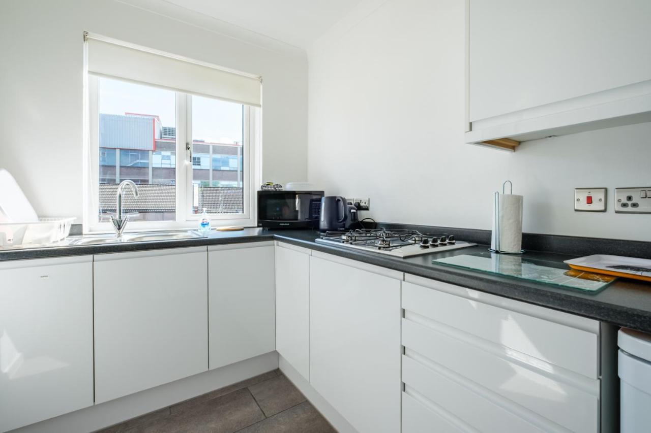 The Douglas - Spacious 2 Bed Apartment In อัดดิงสตัน ภายนอก รูปภาพ