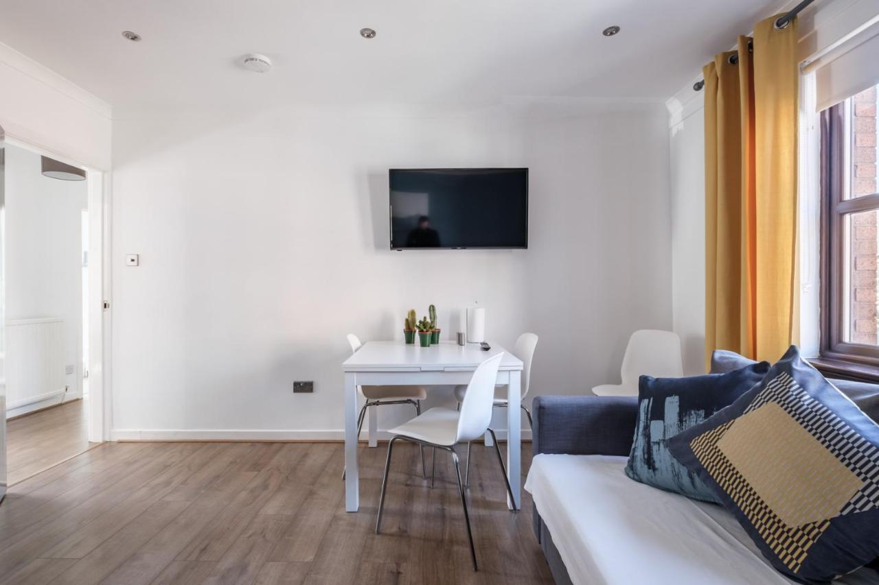 The Douglas - Spacious 2 Bed Apartment In อัดดิงสตัน ภายนอก รูปภาพ