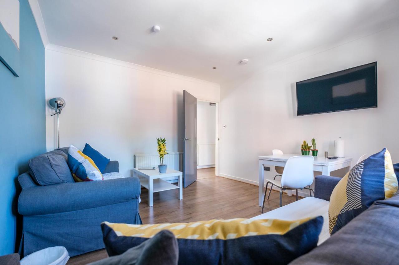 The Douglas - Spacious 2 Bed Apartment In อัดดิงสตัน ภายนอก รูปภาพ