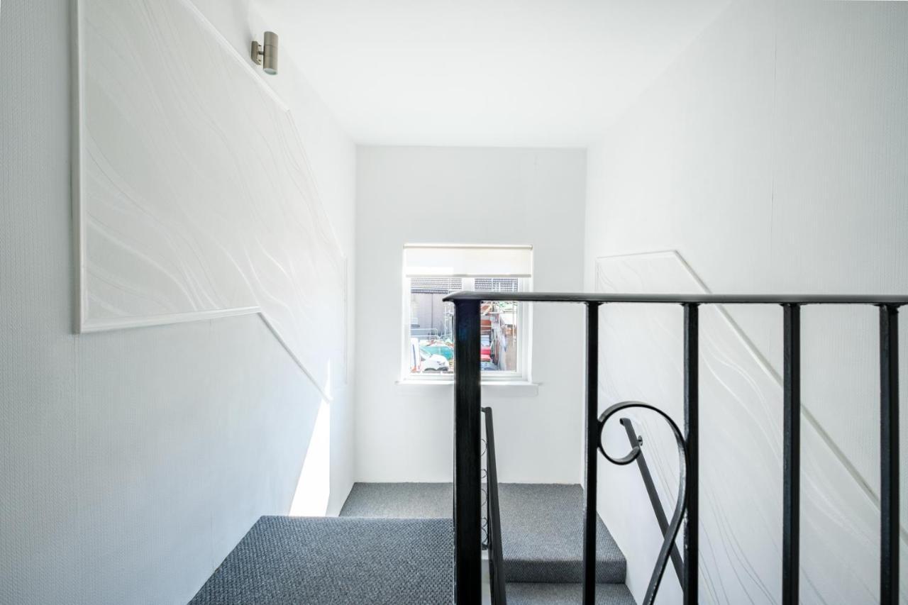 The Douglas - Spacious 2 Bed Apartment In อัดดิงสตัน ภายนอก รูปภาพ