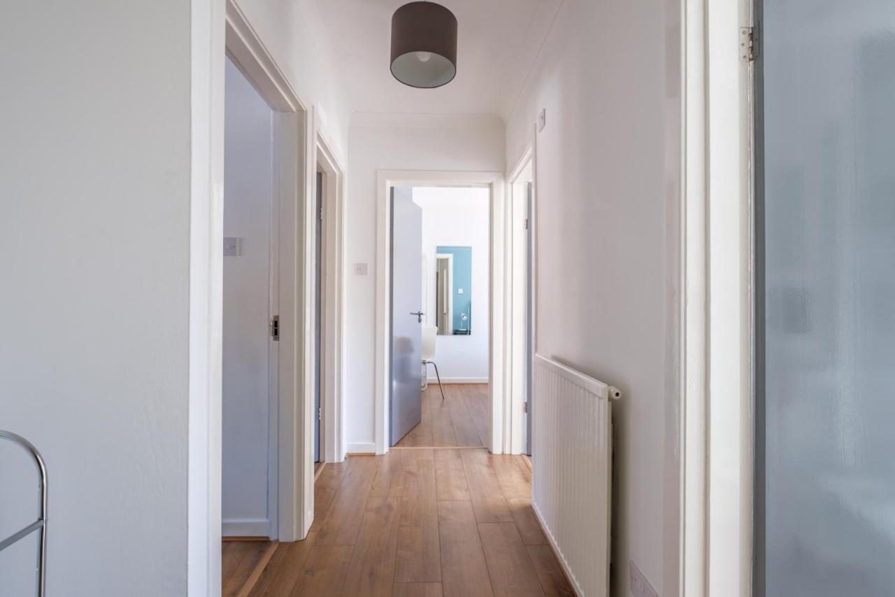 The Douglas - Spacious 2 Bed Apartment In อัดดิงสตัน ภายนอก รูปภาพ