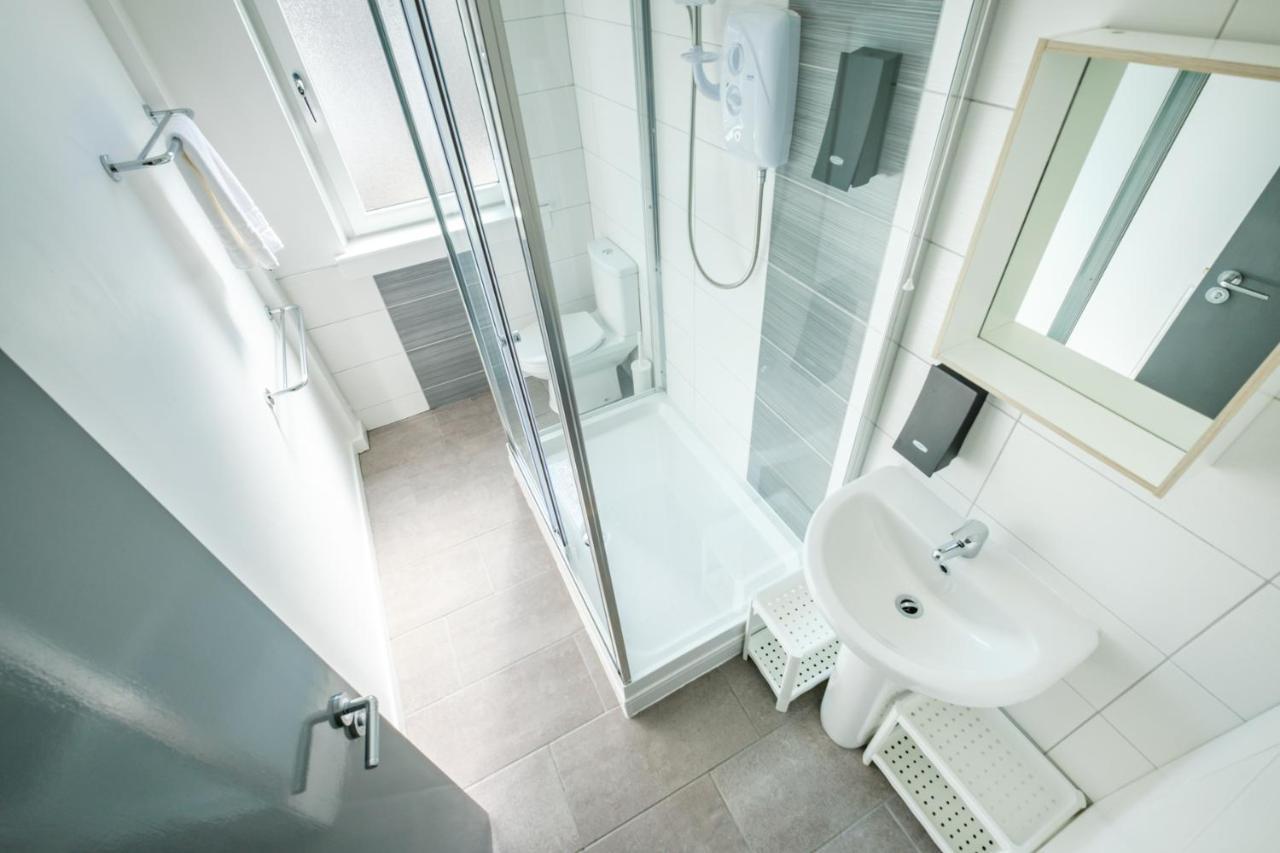 The Douglas - Spacious 2 Bed Apartment In อัดดิงสตัน ภายนอก รูปภาพ